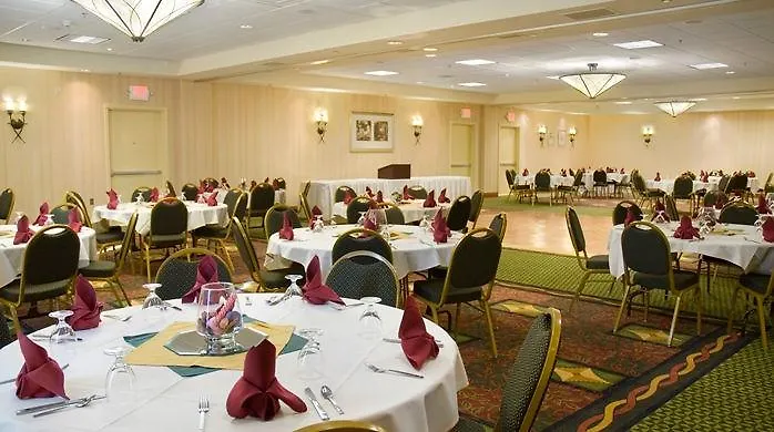 Hilton Garden 3*