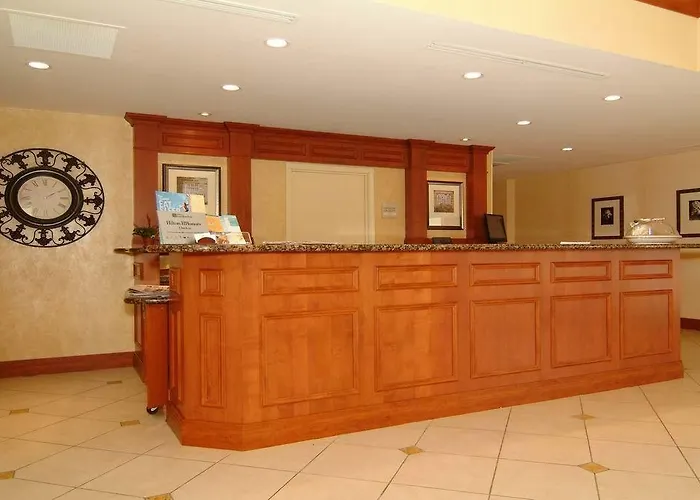 Hilton Garden Hotel 3*